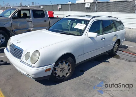 1999 Mercedes-Benz E 320 from USA, damaged, VIN WDBJH65F7XA787254